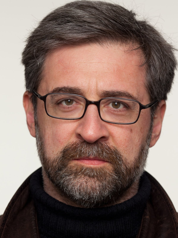 Facce a Milano / Faces in Milan — photograph by Alessandro Vicario