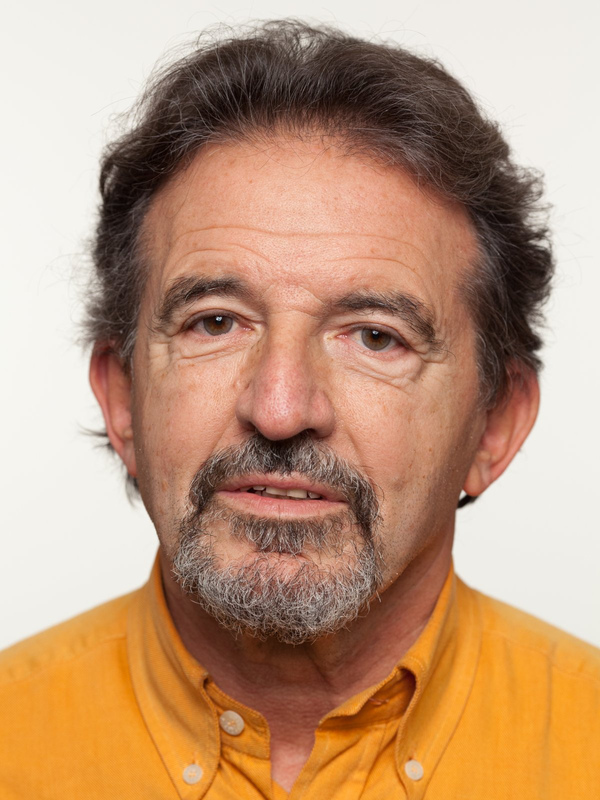 Facce a Milano / Faces in Milan — photograph by Alessandro Vicario