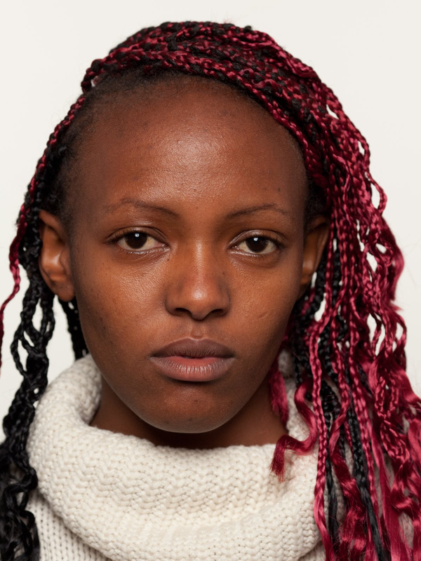 Facce a Milano / Faces in Milan — photograph by Alessandro Vicario