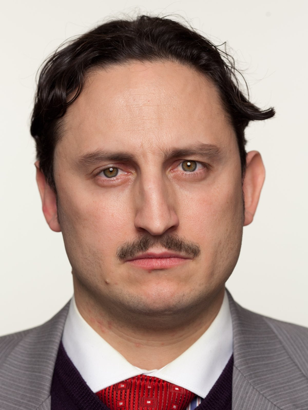 Facce a Milano / Faces in Milan — photograph by Alessandro Vicario