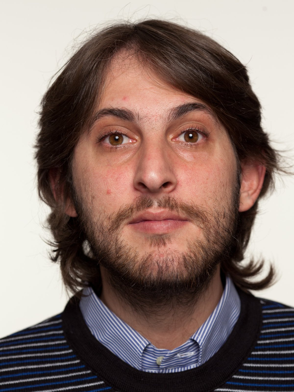 Facce a Milano / Faces in Milan — photograph by Alessandro Vicario