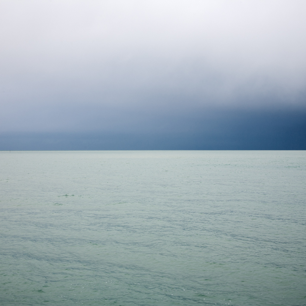 Pesaro, Molo di Levante, 24 March 2008, 18:46 (60 × 60 cm) — Edition of 4, variable dimensions · from the series Orizzonti / Horizons (2007 – ongoing)